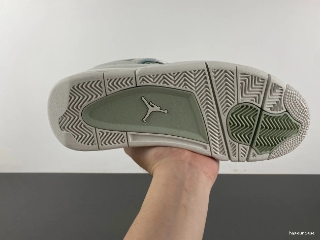 HYPE Air Seafoam Jordan 4 (W) HV0823-003 0816